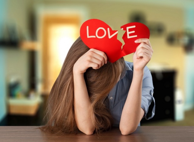 5 สิ่งที่ควร “เลิก” เพื่อ ลืมคนรักเก่า ที่แสนเจ็บปวด