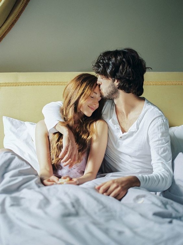  8 กิจกรรมกระชับความสัมพันธ์บนเตียงนอน